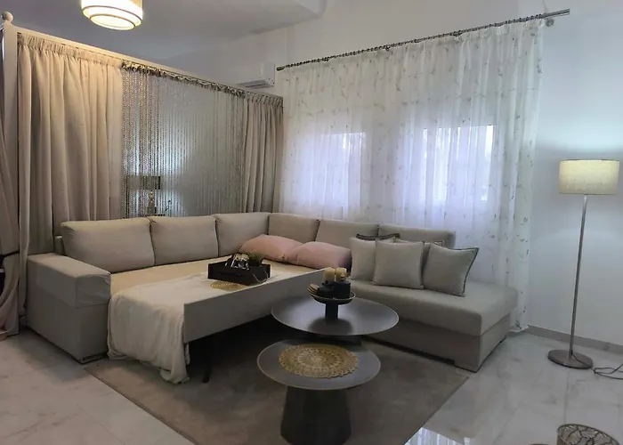 The Olive Oasis Villa Ormília