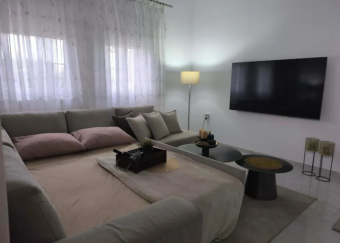 Villa The Olive Oasis *