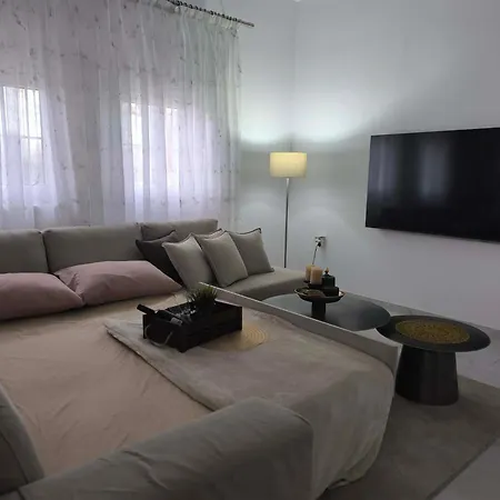 Villa The Olive Oasis *