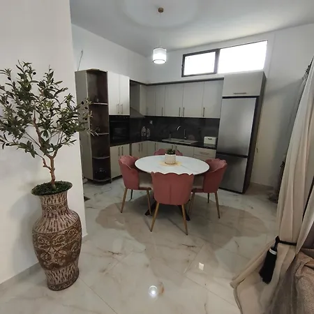 The Olive Oasis